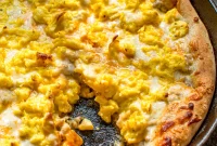 Sausage Gravy Breakfast Pizza Recipe for Brunch Crowd