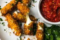 Crispy Mozzarella Sticks with Spicy Marinara Dipping Sauce