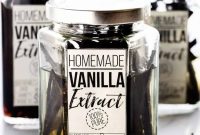Homemade Vanilla Extract Recipe with Printable Labels