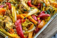 Skillet Chicken Fajita Rice Bake: Quick One-Pan Dinner