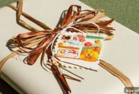 10 Budget Wrapping Paper Ideas to Make Gifts Look Polished