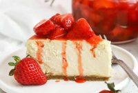 Gluten-Free Strawberry Cheesecake Recipe with Fresh Berry Topping