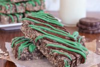 Mint Almond Granola Bars Recipe – Refreshing No-Bake Snack
