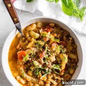 Hearty Italian Sausage, Fennel & White Bean Soup Recipe 7 This Italian sausage fennel white bean soup is the perfect cool night soup. Packed with hot Italian sausage, flavorful fennel, white beans and lots of fresh basil. You’ll love all the flavor you get packed in this easy to throw together soup.