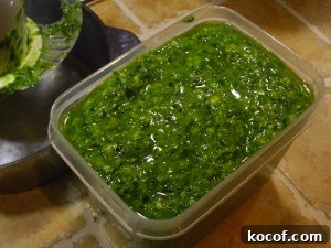 Three-Cornered Leek Recipes: 12 Delicious Ways to Cook Chive-Leek 2 Three-cornered leek pesto