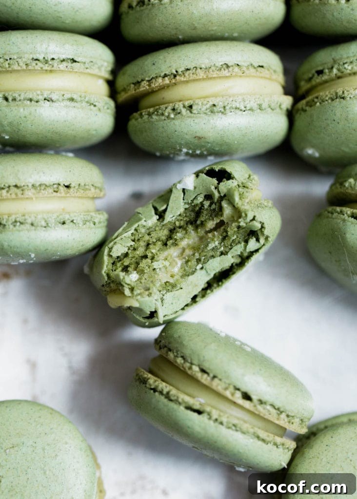 pistachio macarons