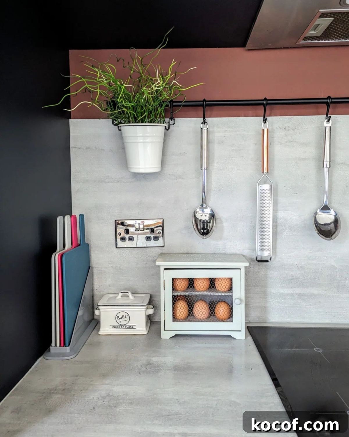 chopping board holder
