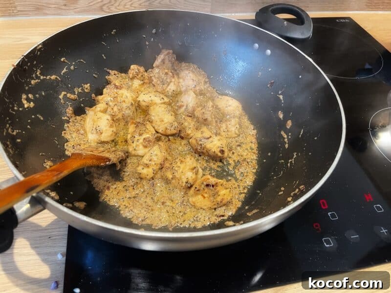 Creamy Kali Mirch Chicken Recipe (Indian Black Pepper Chicken) 6 Chicken Kali Mirch Recipe | Fatima Cooks | Pakistani Recipes