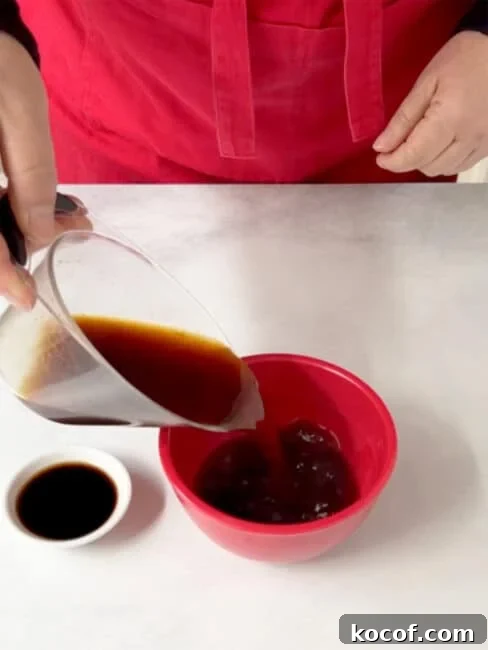 Korean Beef Mandu Dumplings Recipe: Authentic Jew Mandu Guide 10 Mix the sauce with black vinegar