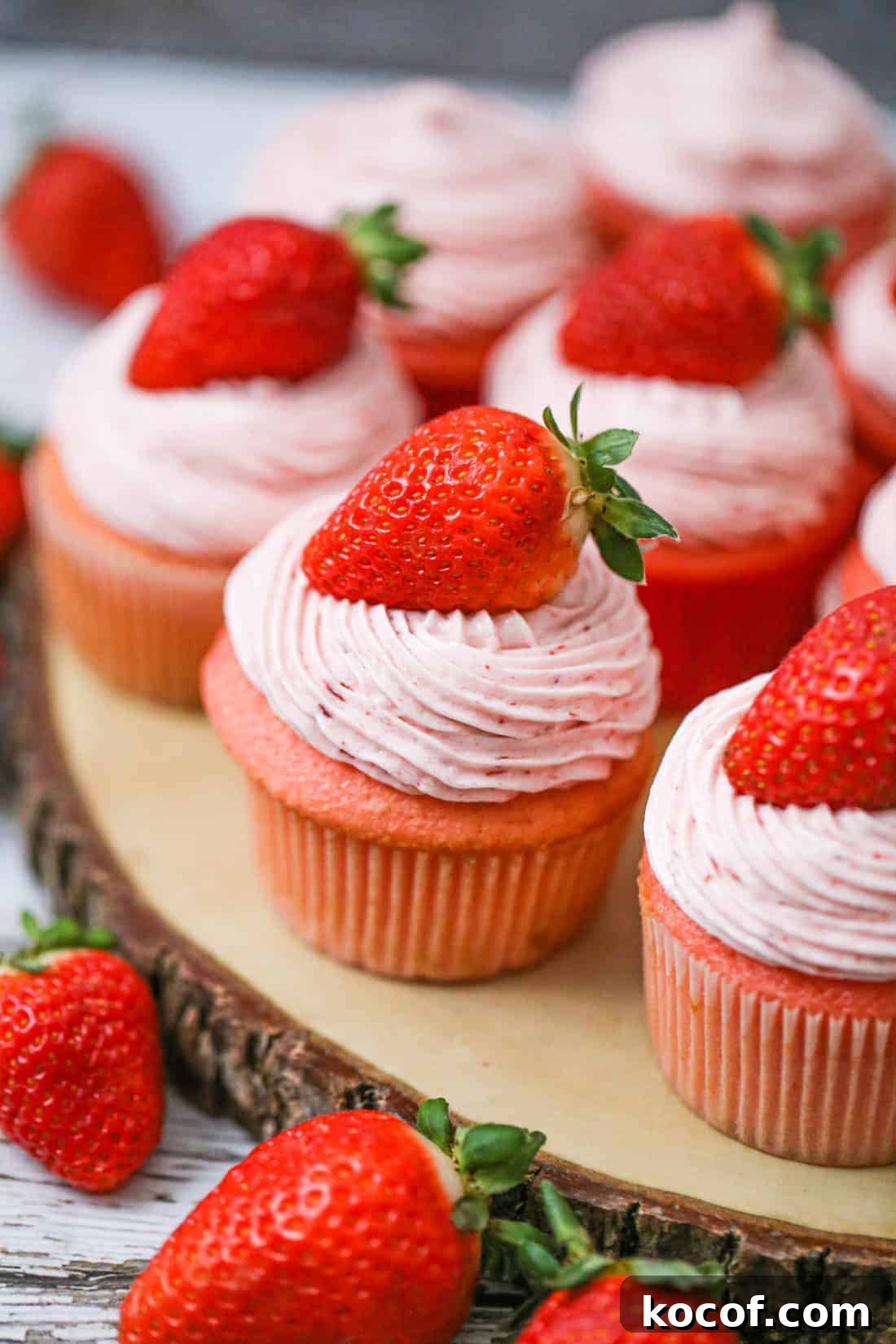 Ultimate Strawberry Cheesecake Cupcakes