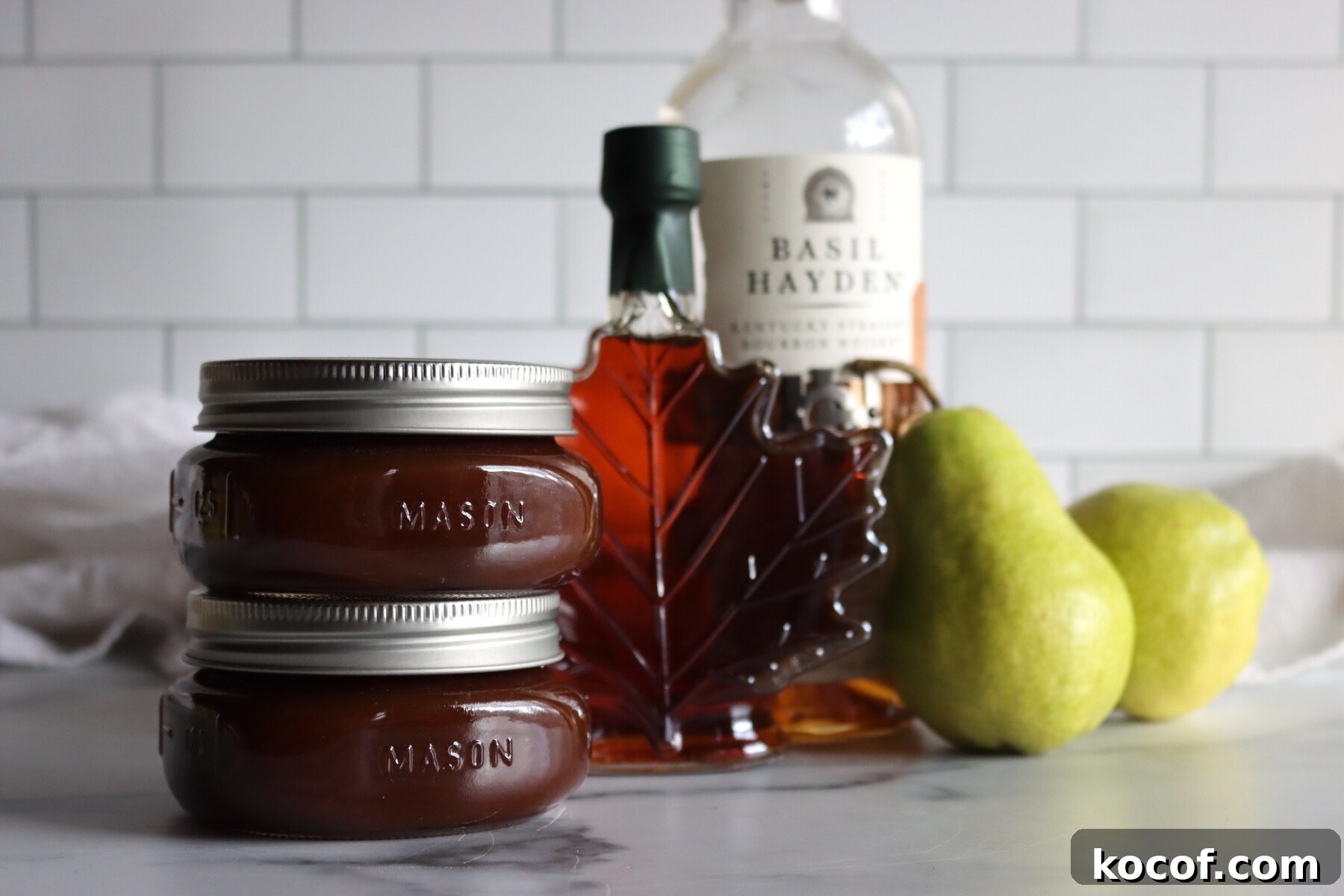 Maple Bourbon Pear Butter Recipe — Small-Batch Spread with Warm Spice 9 Maple Bourbon Pear Butter