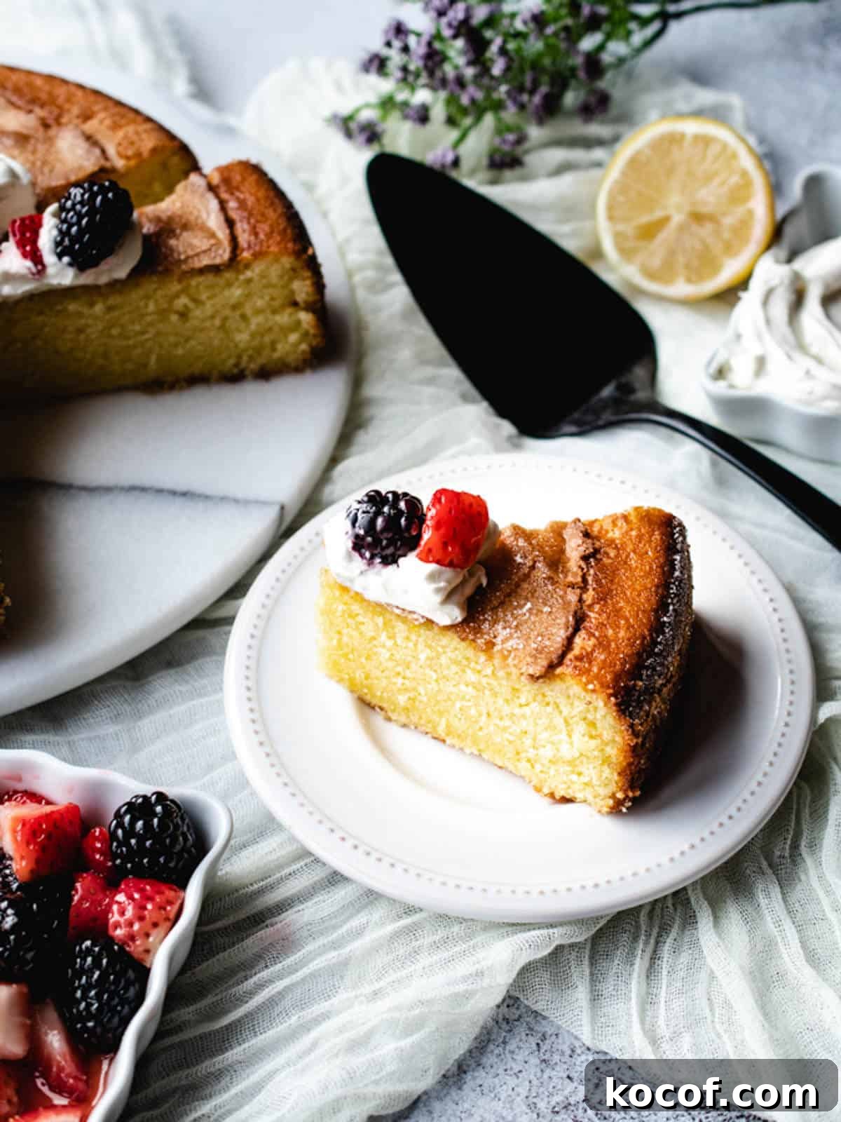 Olive oil and lemon makes for the best cake.