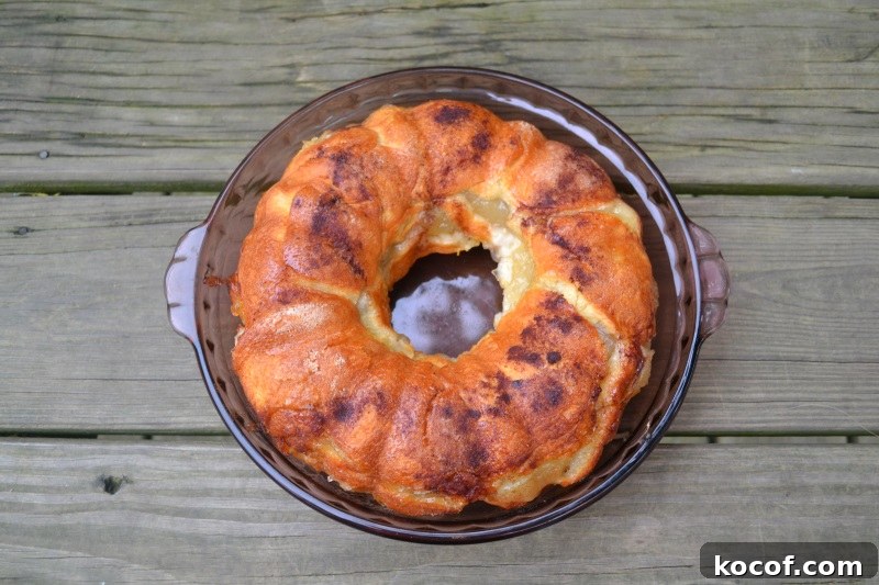 Apple Croissant Cake Recipe: Flaky Layers with Cinnamon Apples 8 Apple Croissant Cake 01