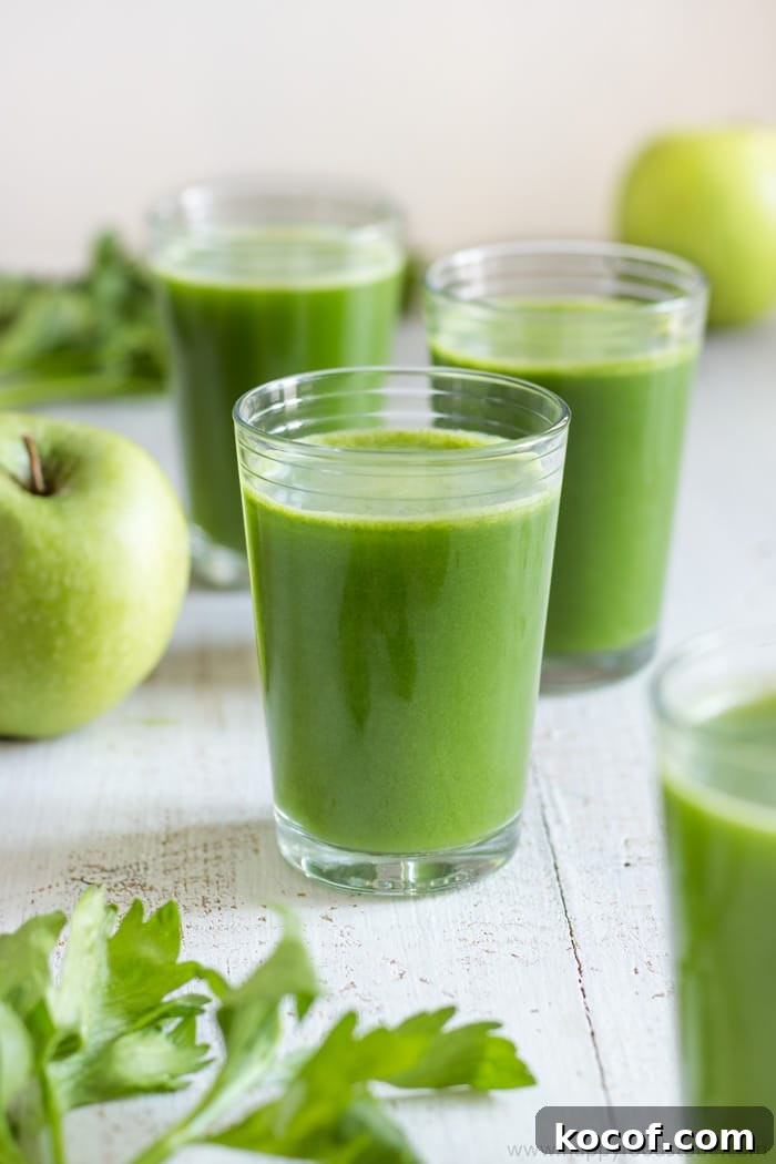 Green Juice Recipe for Radiant, Glowing Skin 2 Green Juice Recipe | happyfoodstube.com