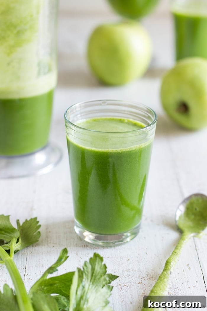 Green Juice Recipe for Radiant, Glowing Skin 4 Healthy Green Juice Recipe | happyfoodstube.com
