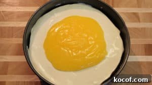 lemon glaze on cheesecake