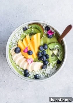 superfood green smoothie bowl