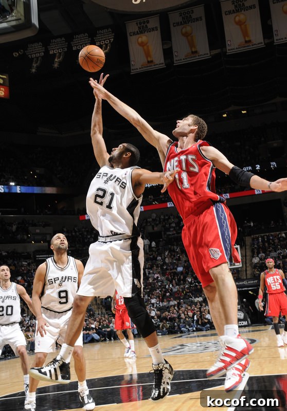 James Rocks Mismatched LeBron VII Sneakers While Rocking Retro Jerseys 14 Kicks On Court