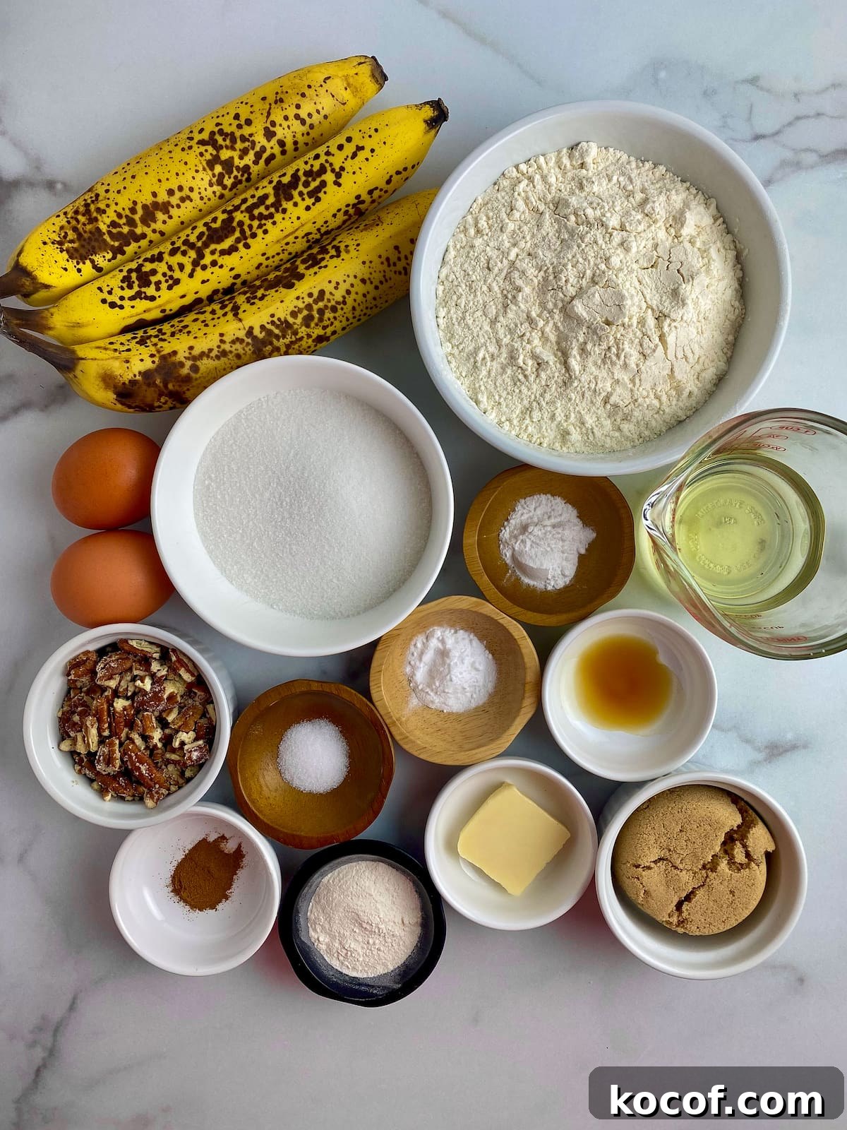 Moist Banana Muffins Without Dairy — Simple Vegan Recipe 4 img 83483 3