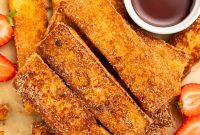 Crispy Keto French Toast Sticks – Low-Carb Recipe